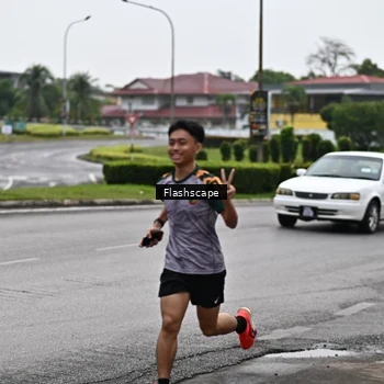 Runner Photo 8547045