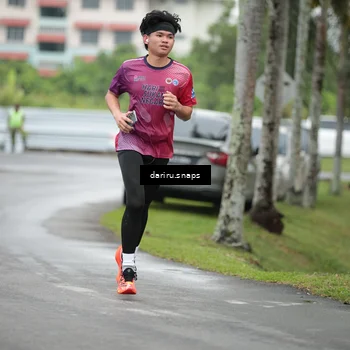 Runner Photo 8547082