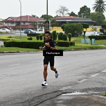 Runner Photo 8547084