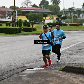 Runner Photo 8547087