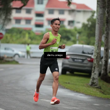 Runner Photo 8547311