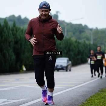 Runner Photo 8547371
