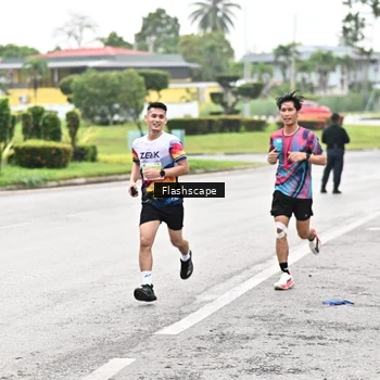 Runner Photo 8547768