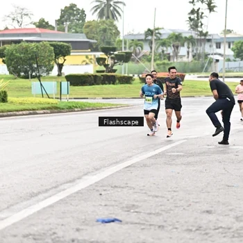 Runner Photo 8547773