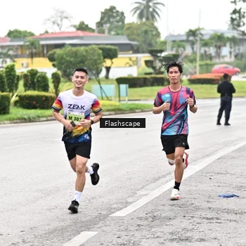Runner Photo 8547774