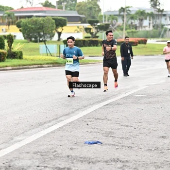 Runner Photo 8547780
