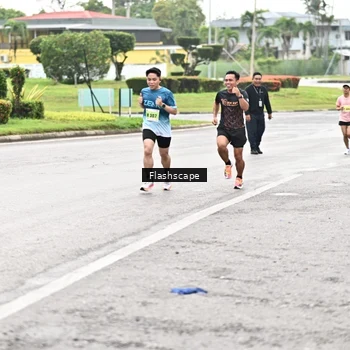 Runner Photo 8547787