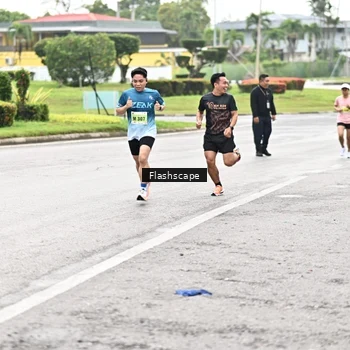 Runner Photo 8547796