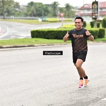 Runner Photo 8547800
