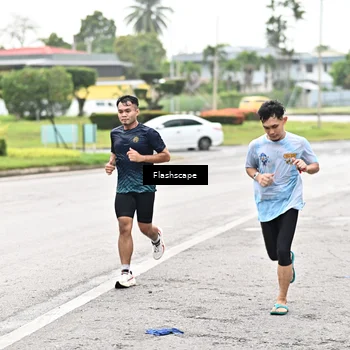 Runner Photo 8547846