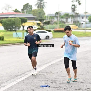 Runner Photo 8547858