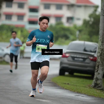 Runner Photo 8548031