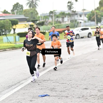 Runner Photo 8548042