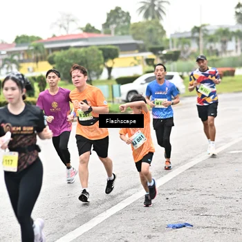 Runner Photo 8548045
