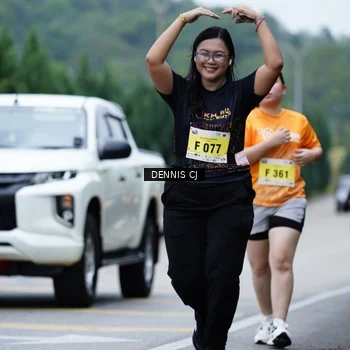Runner Photo 8548060