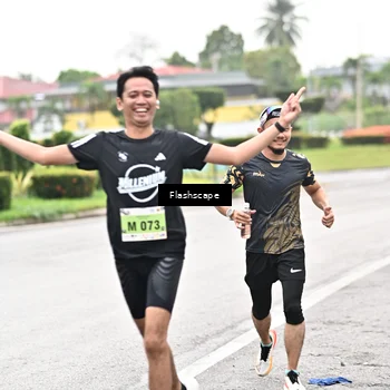 Runner Photo 8548073