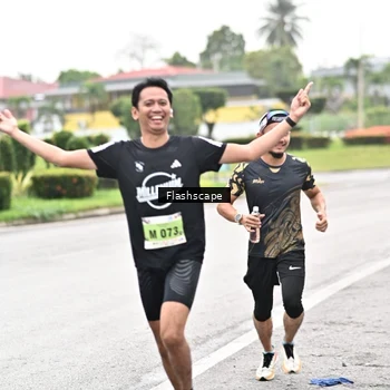 Runner Photo 8548079