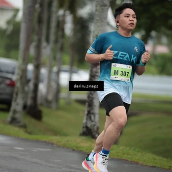 Runner Photo 8548089