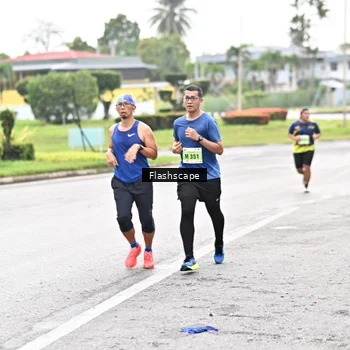Runner Photo 8548130