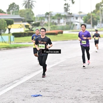 Runner Photo 8548132