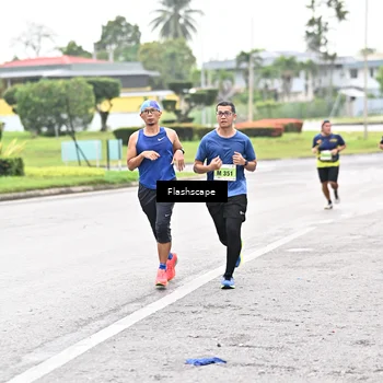 Runner Photo 8548133