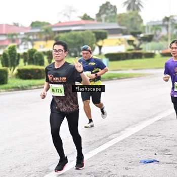 Runner Photo 8548137
