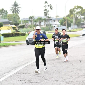 Runner Photo 8548235