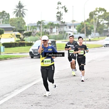 Runner Photo 8548239