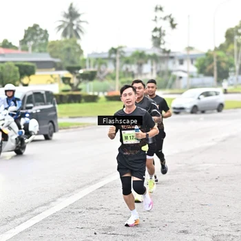 Runner Photo 8548244