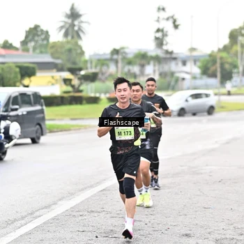 Runner Photo 8548251