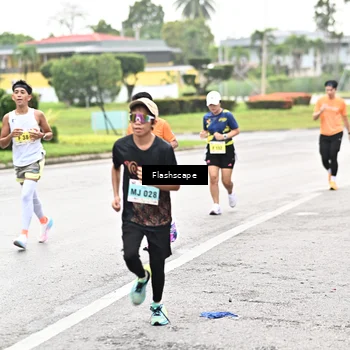 Runner Photo 8548299