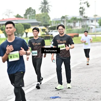Runner Photo 8548415