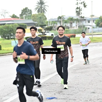Runner Photo 8548421