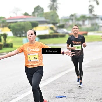 Runner Photo 8548453