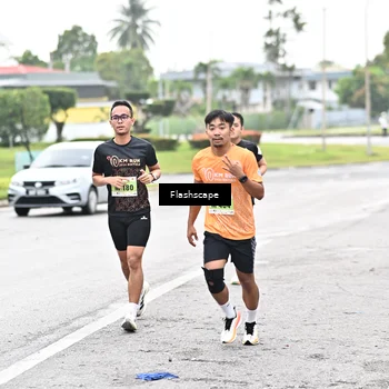 Runner Photo 8548472