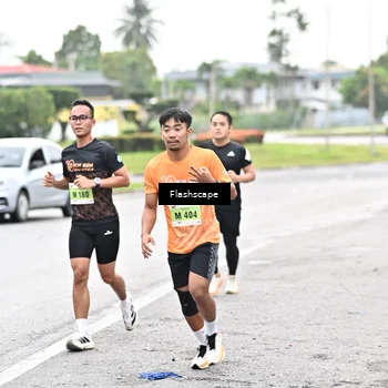 Runner Photo 8548497