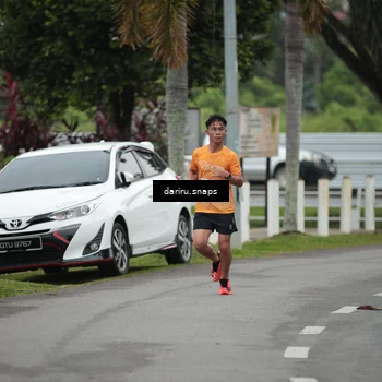 Runner Photo 8548536