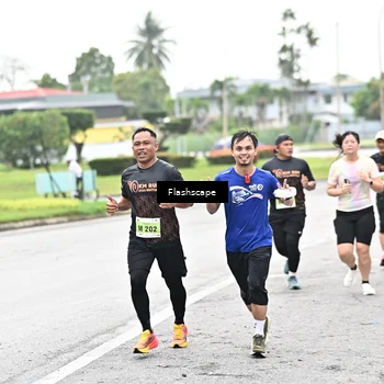 Runner Photo 8548554