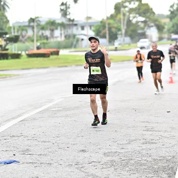 Runner Photo 8548572