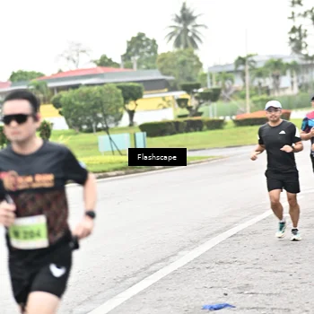Runner Photo 8548596