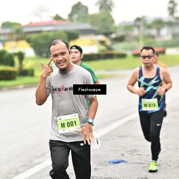 Runner Photo 8548634