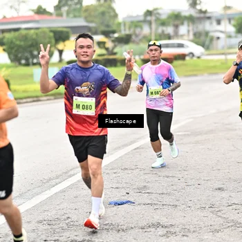 Runner Photo 8548659