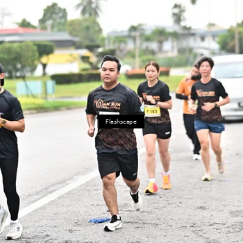 Runner Photo 8548696