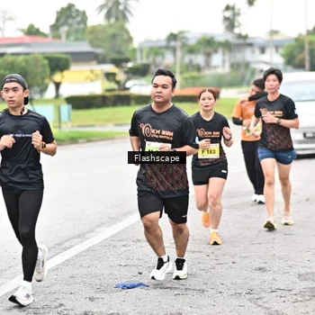 Runner Photo 8548705