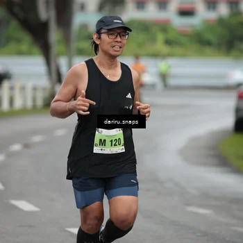 Runner Photo 8548708