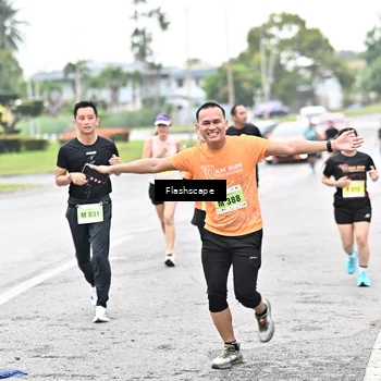 Runner Photo 8548728