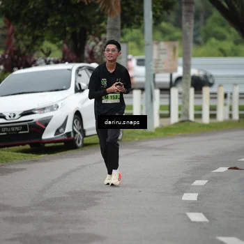 Runner Photo 8548737