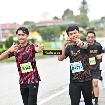 Runner Photo 8548773