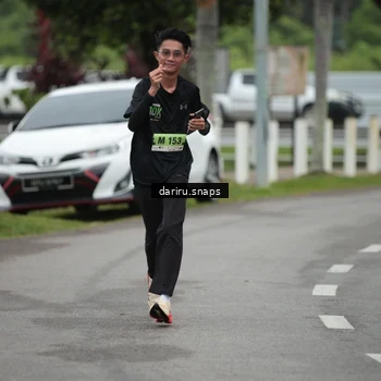 Runner Photo 8548799
