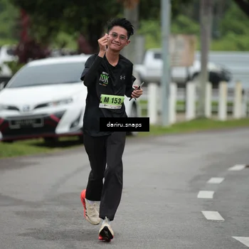 Runner Photo 8548831